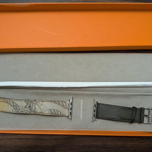 Hermès Brique/Beton single tour leather apple watch strap 5 series 40mm orange main image 4